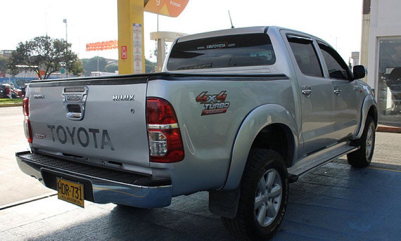 Toyota Hilux 2.5 4X4...