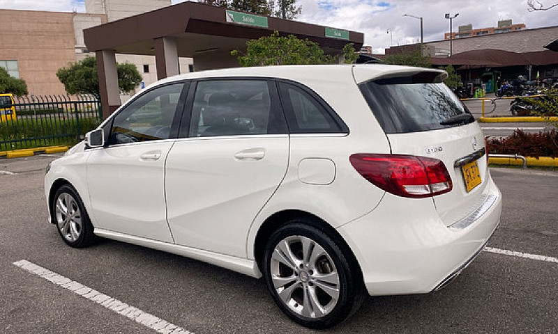 Mercedes-Benz Clase ...