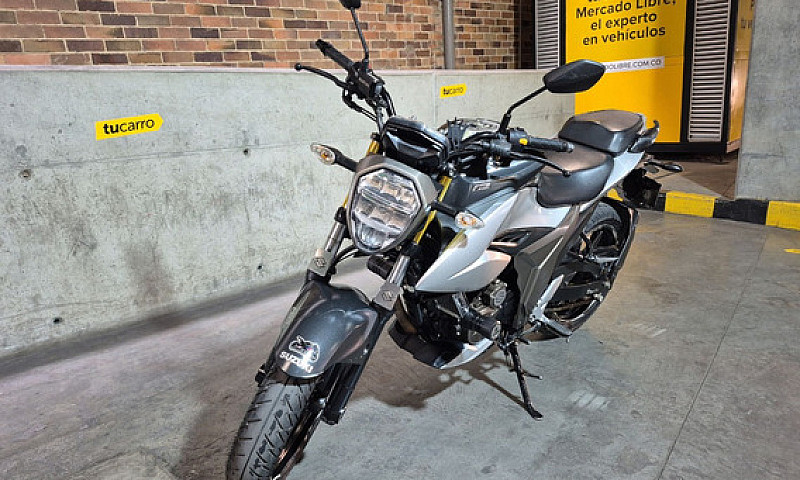 Suzuki Gixxer 250 20...