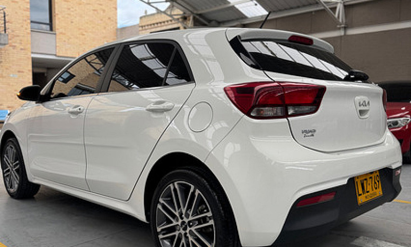Kia Rio 1.4 Zenith A...