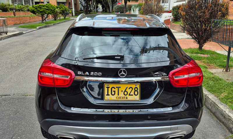Mercedes-Benz Clase ...