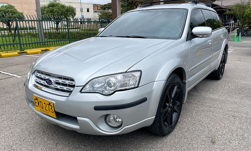 Subaru Outback 3.0 R...