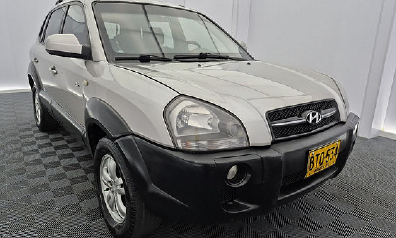 Hyundai Tucson 2.7 G...