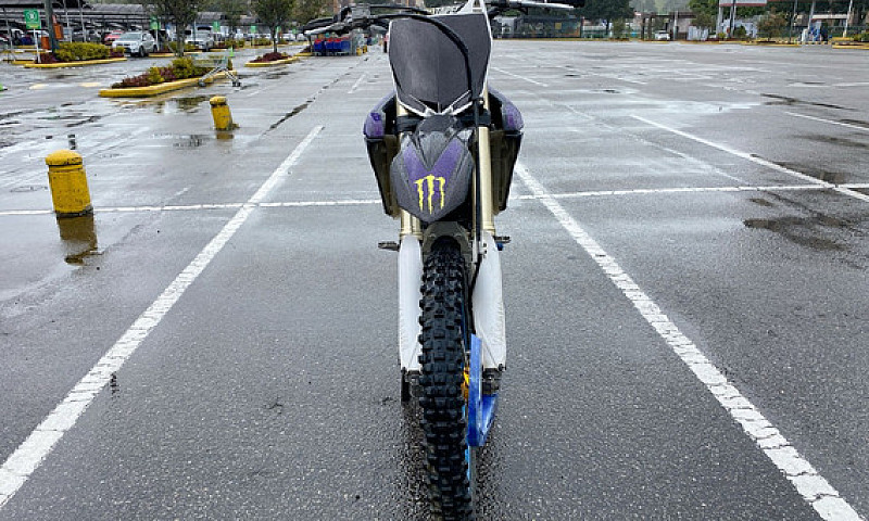 Yamaha Yz Fx 250...