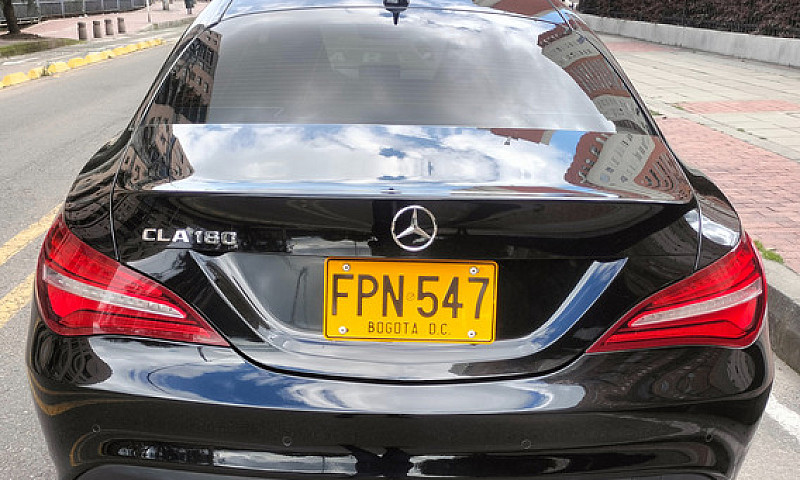 Mercedes-Benz Cla 18...