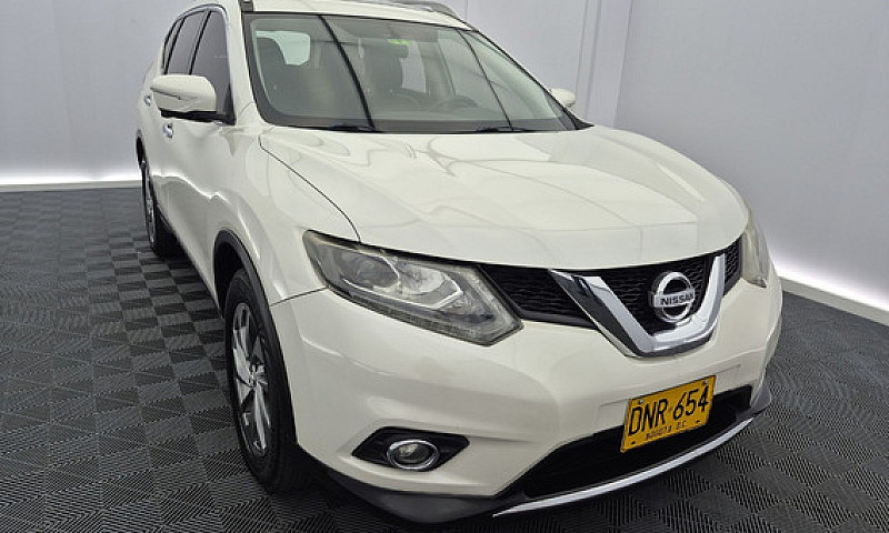 Nissan X-Trail 2.5 E...
