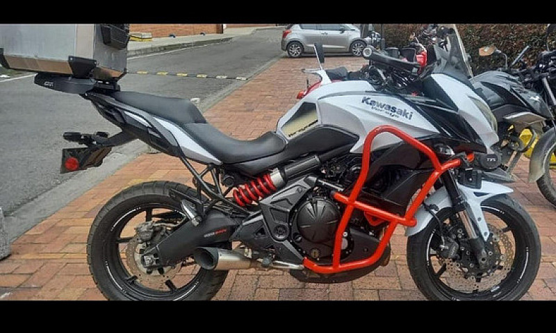 Kawasaki Versys 650 ...