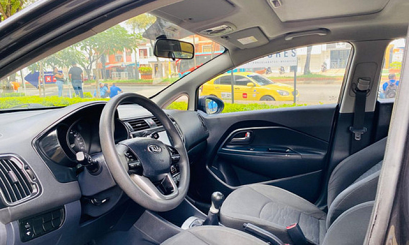 Kia Rio Spice R 1.4...