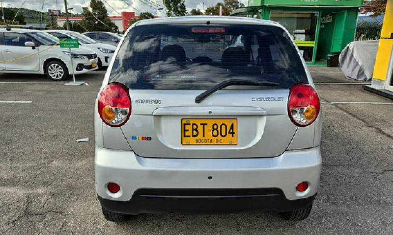 Chevrolet Spark 1.0L...