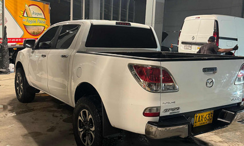 Mazda Bt50 3.2 Profe...