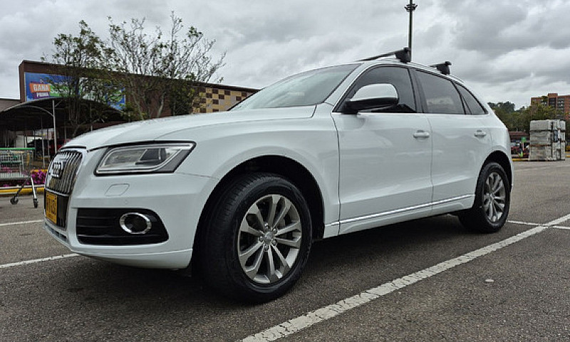 Audi Q5 2.0 Tfsi S-T...