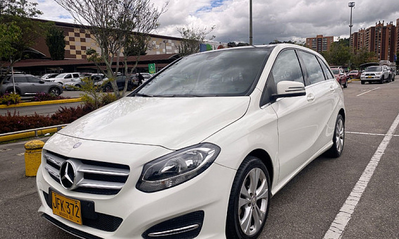 Mercedes-Benz Clase ...