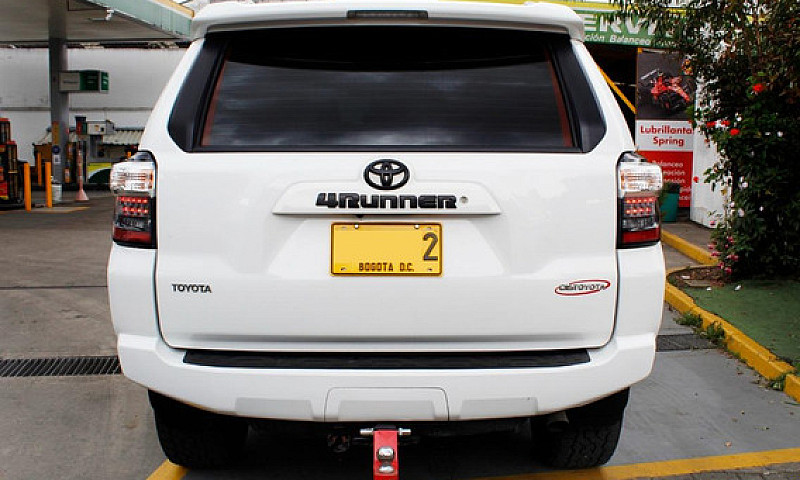 Toyota 4Runner 4.0 S...