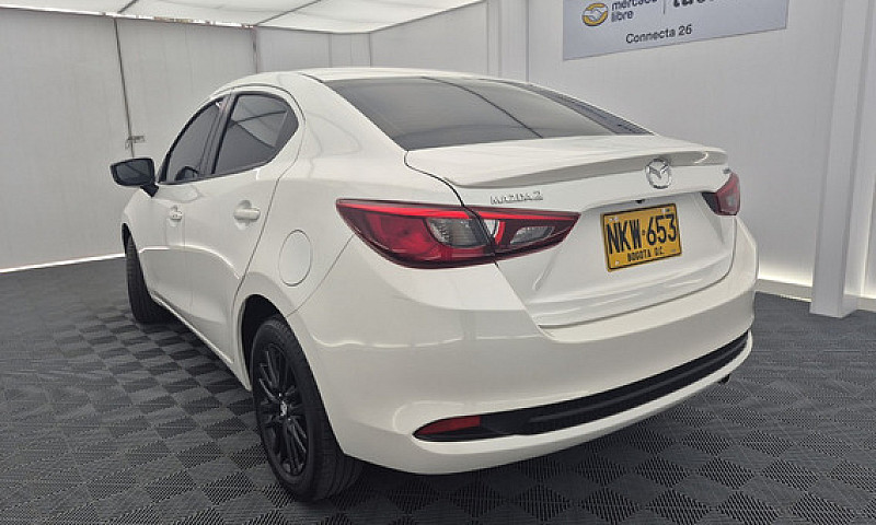 Mazda 2 Sedan 1.5 Gr...