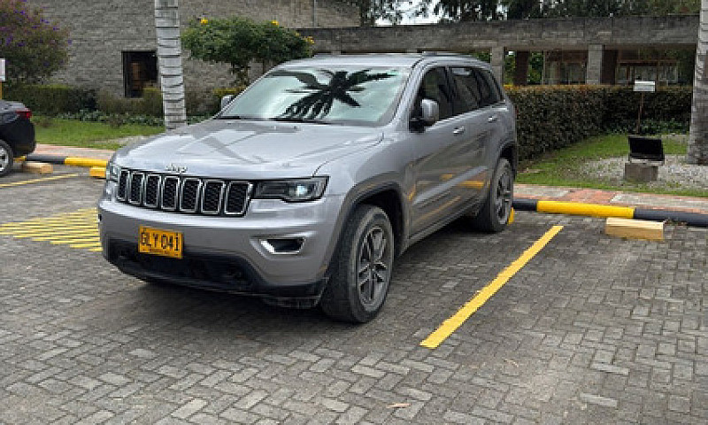 Jeep Grand Cherokee ...