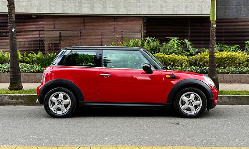 Mini Cooper R56 1.6 ...