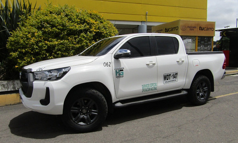 Toyota Hilux 2.4 Dié...