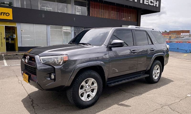 Toyota 4Runner 4.0 S...