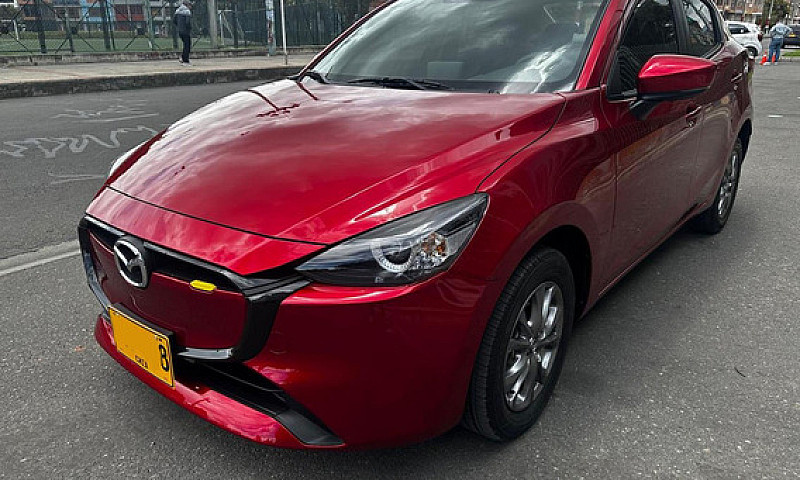 Mazda 2 2026 1.5 Sed...
