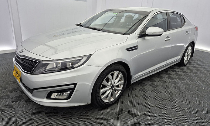 Kia Optima 2.0...