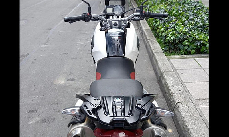 Bmw Gs 650 2014...