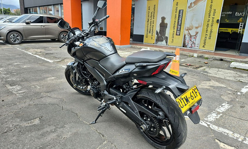 Bajaj Dominar D 400...