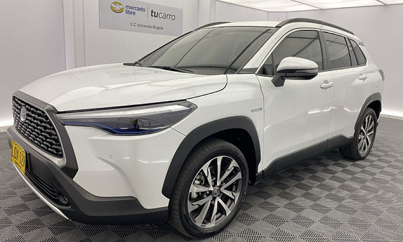 Toyota Corolla Cross...