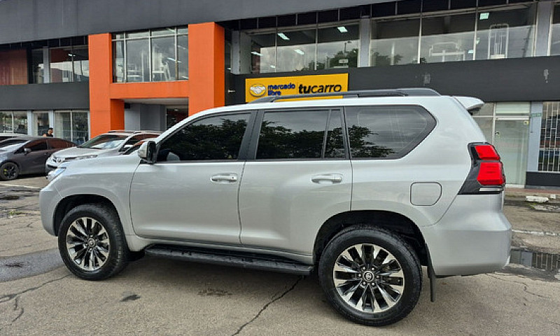 Toyota Prado 2.8 Txl...