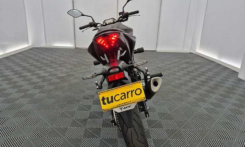 Yamaha Mt 03 ...