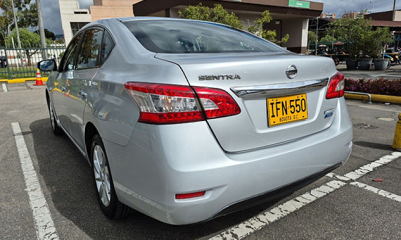Nissan Sentra 1.8 B1...