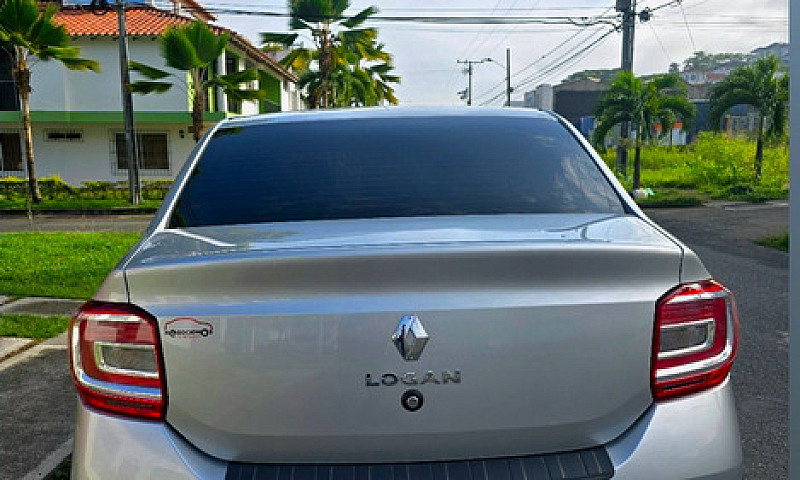 Renault Logan Zen...