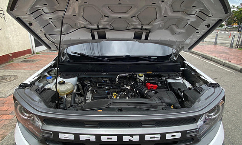 Ford Bronco Sport 1....