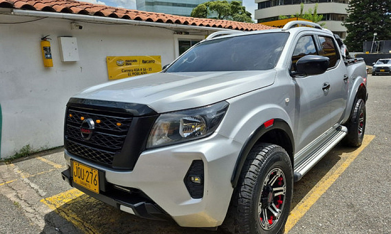Nissan Frontier 2.5 ...