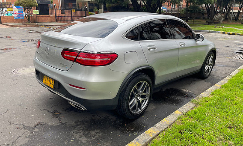 Mercedes-Benz Clase ...