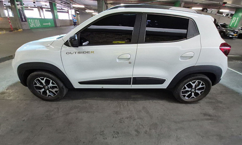 Renault Kwid Outside...