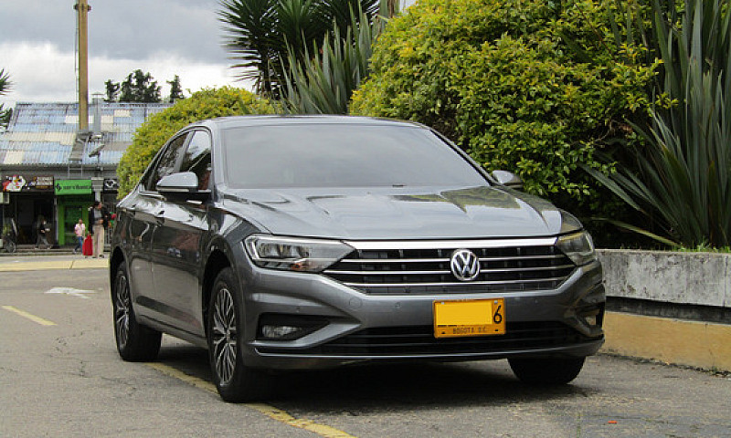 Volkswagen Jetta 1.4...
