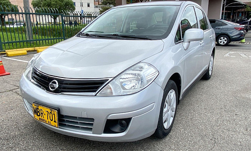Nissan Tiida 1.8 Mii...