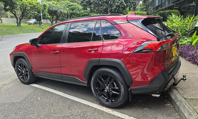 Toyota Rav4 2.5 Xroa...