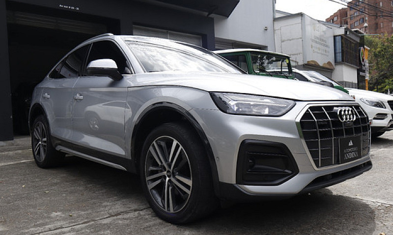 Audi Q5 Sportback 45...