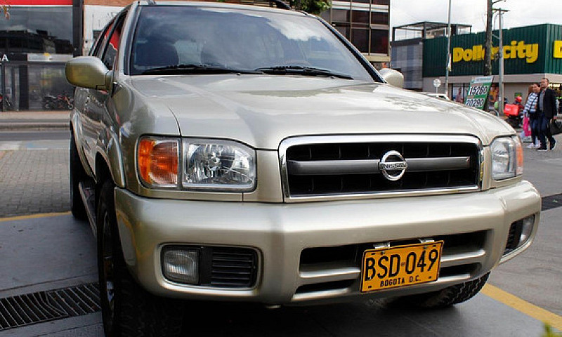 Nissan Pathfinder 3....