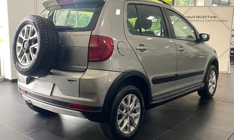 Volkswagen Cross Fox...