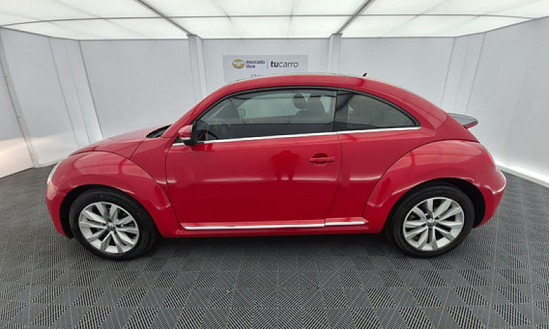 Volkswagen New Beetl...