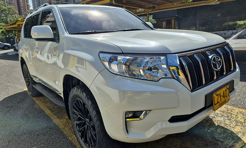 Toyota Prado 2.8 Txl...
