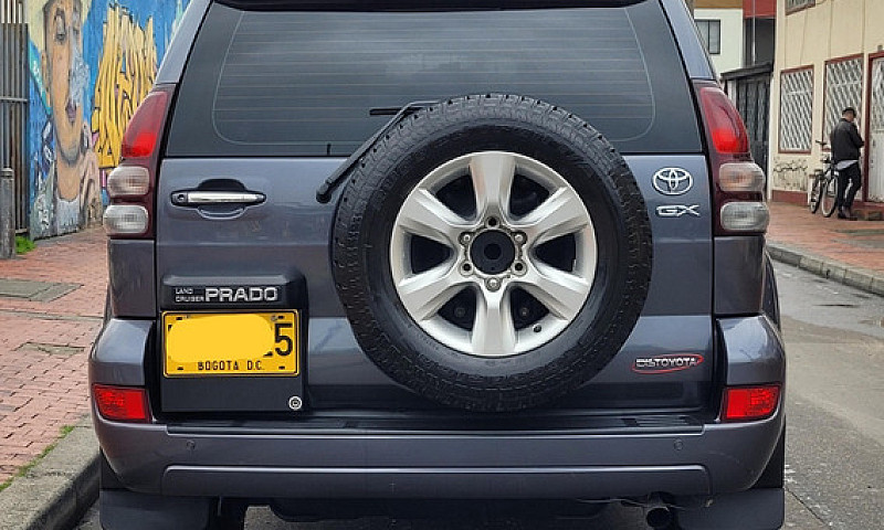 Toyota Land Cruiser ...