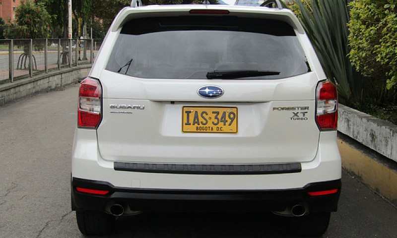 Subaru Forester 2.0 ...