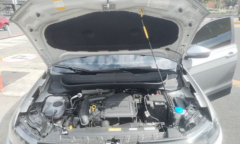 Volkswagen T-Cross 1...