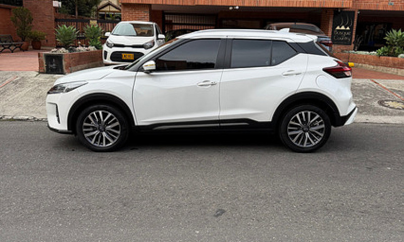 Nissan Kicks 1.6 Exc...