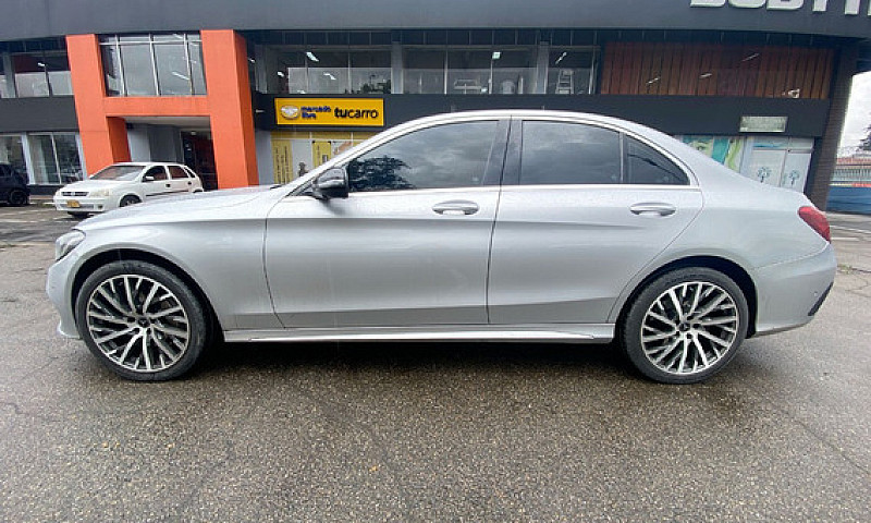 Mercedes-Benz Clase ...