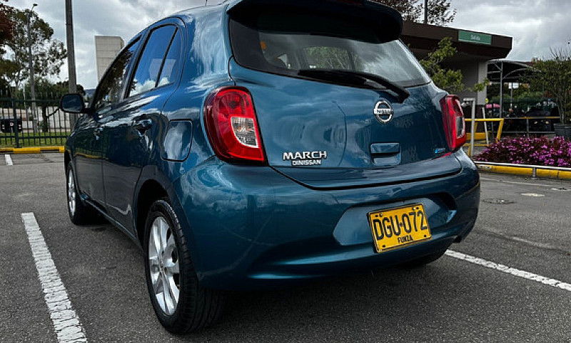 Nissan March 1.6 Adv...