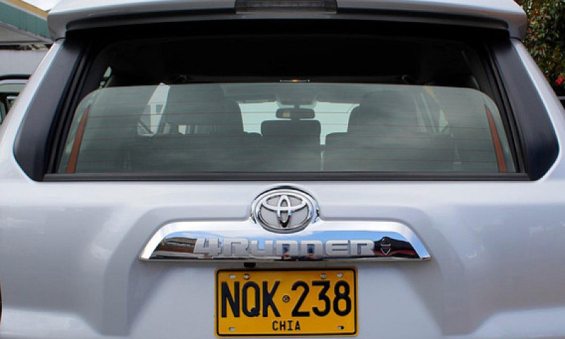 Toyota 4Runner 4.0 L...